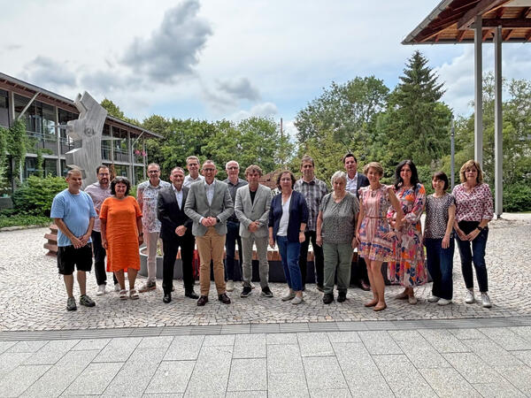Praktikant Pressestelle - 27.06.2025 - PM 273 Bild- Ehrungen und Verabschiedungen_2.jpg - Bild